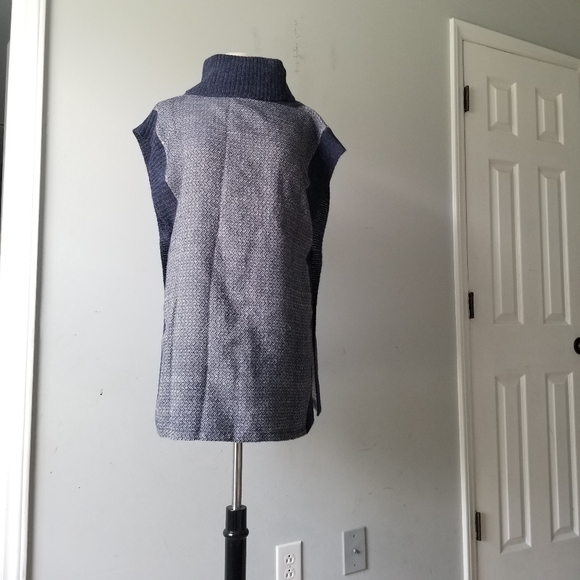 Ten Thousand Villages Urban Peasant Alpaca Tunic Poncho - Picture 5 of 11